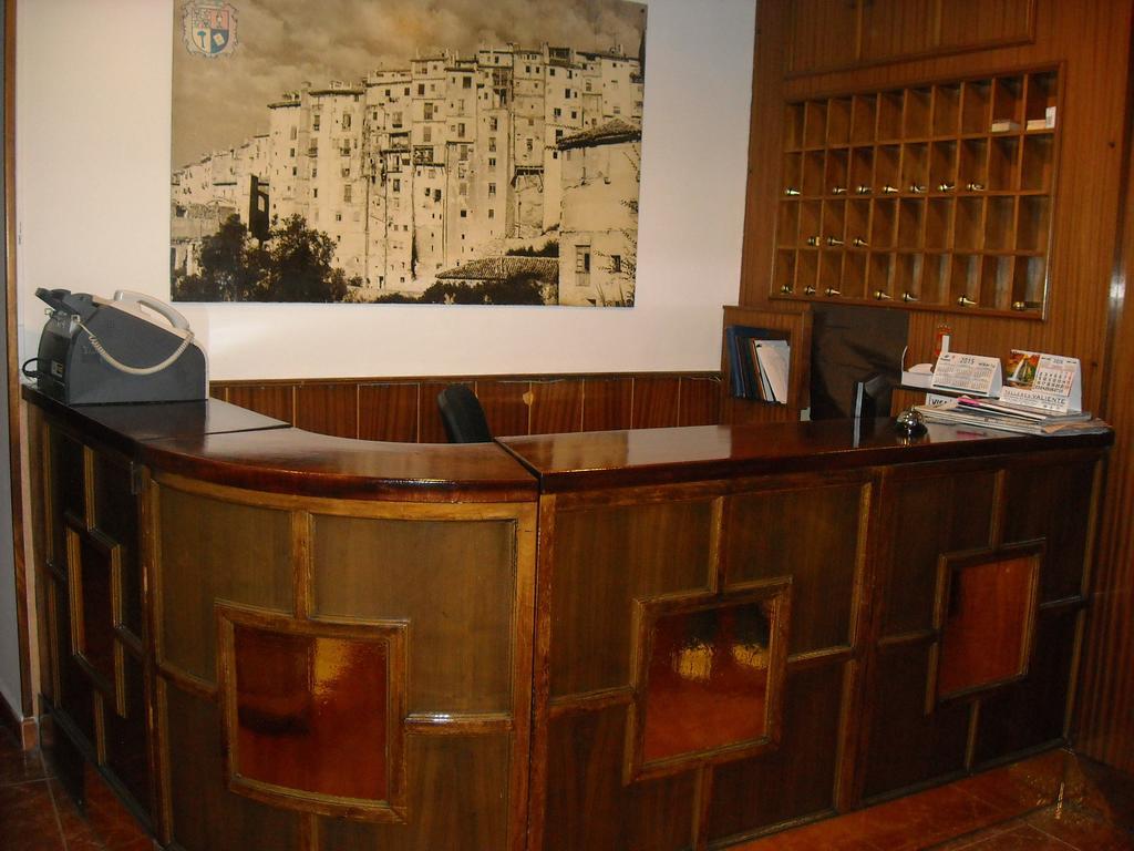 Hostal Residencia Avenida Cuenca  Ngoại thất bức ảnh