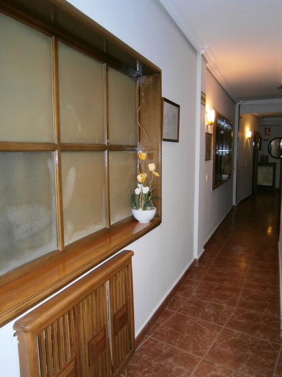 Hostal Residencia Avenida Cuenca  Ngoại thất bức ảnh