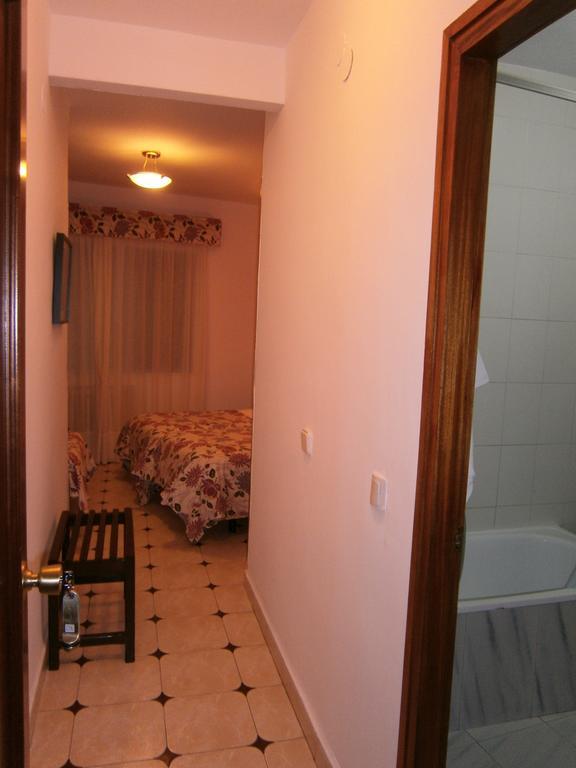 Hostal Residencia Avenida Cuenca  Ngoại thất bức ảnh