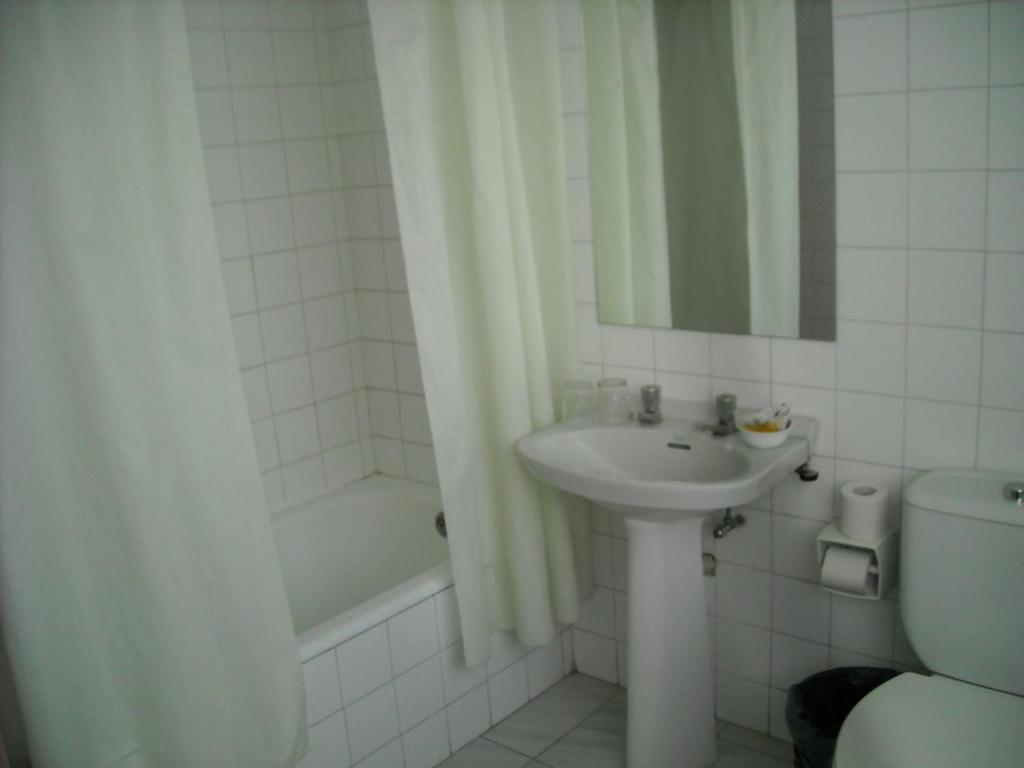 Hostal Residencia Avenida Cuenca  Phòng bức ảnh