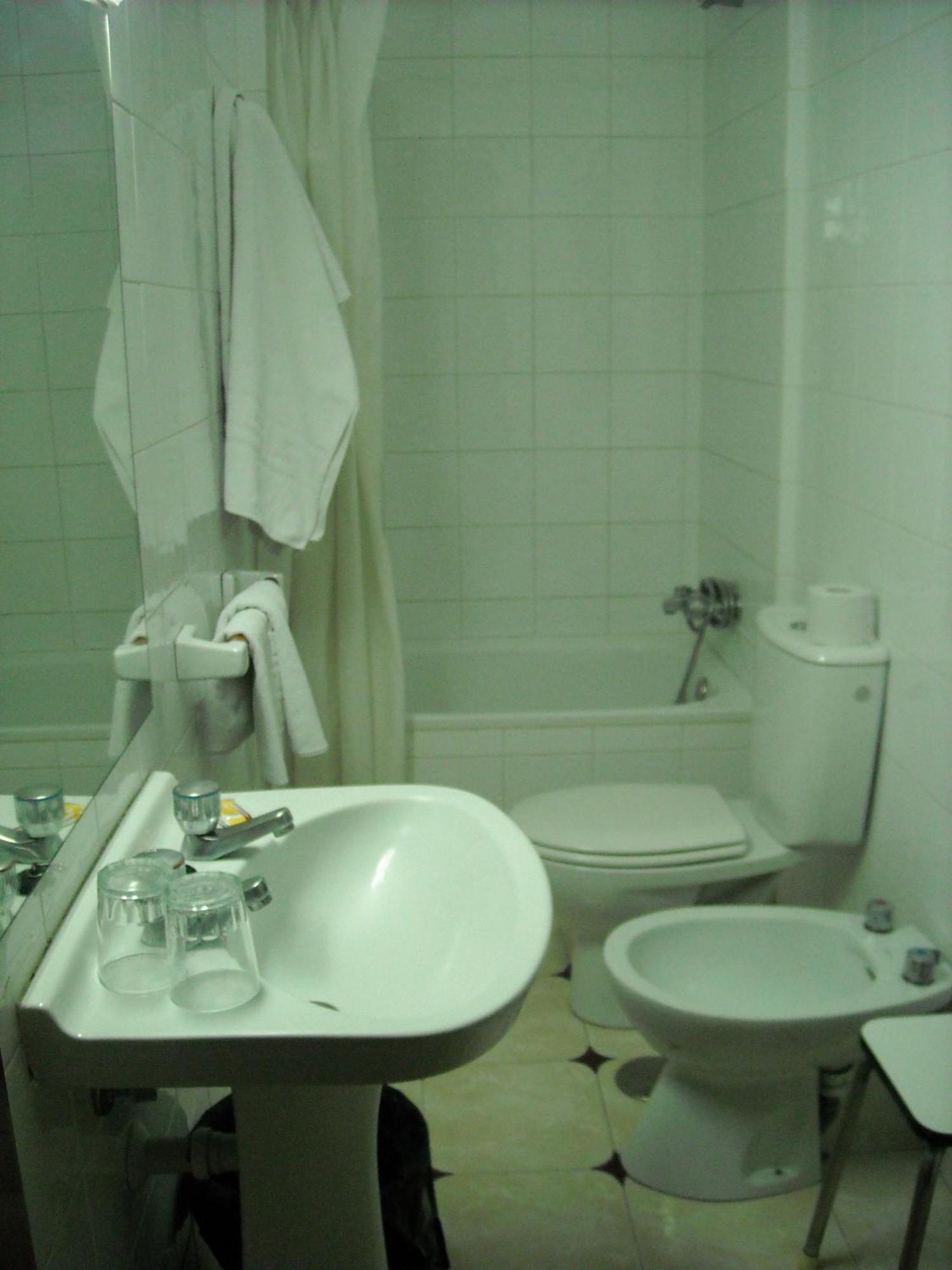Hostal Residencia Avenida Cuenca  Ngoại thất bức ảnh